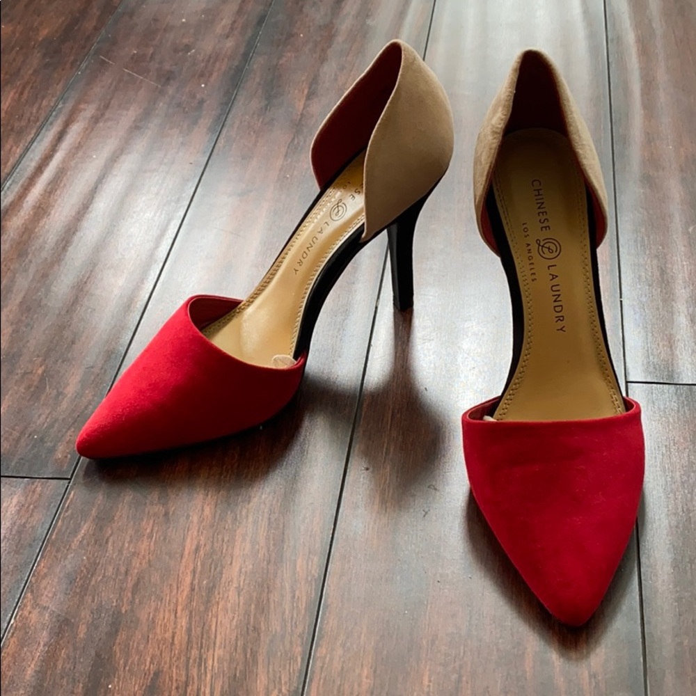 Chinese laundry point toed shoes